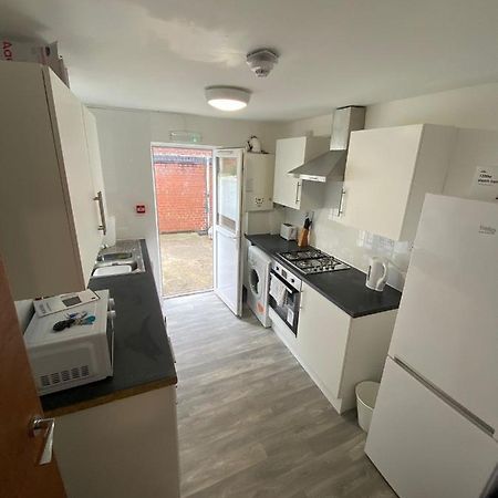 174 Boaler Street Hotell Liverpool Eksteriør bilde