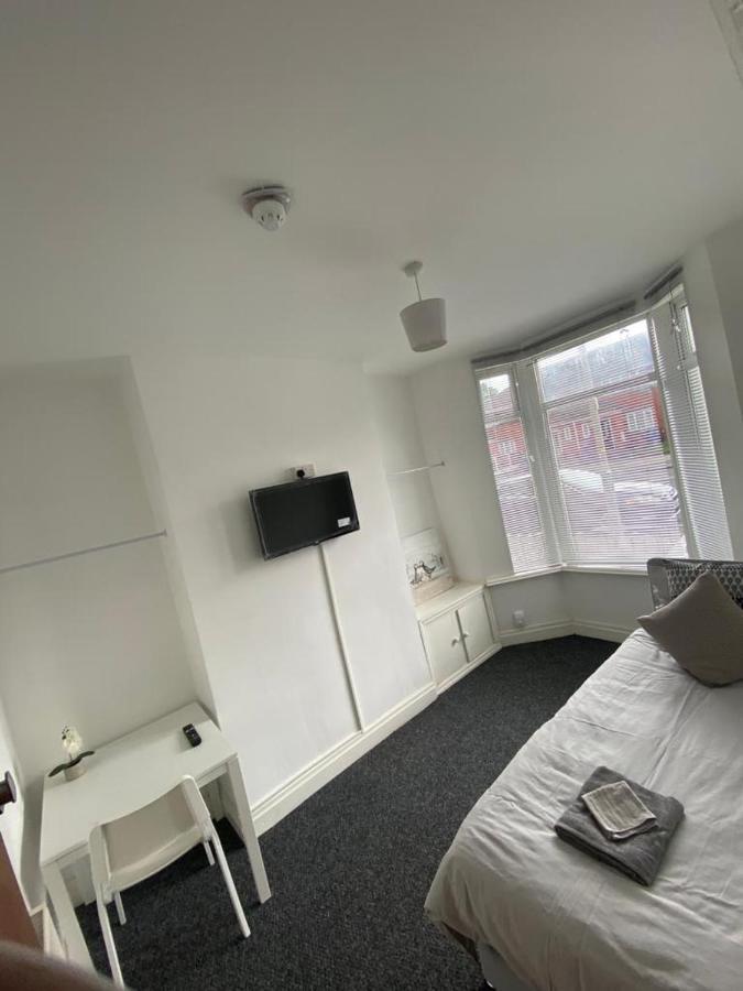 174 Boaler Street Hotell Liverpool Eksteriør bilde